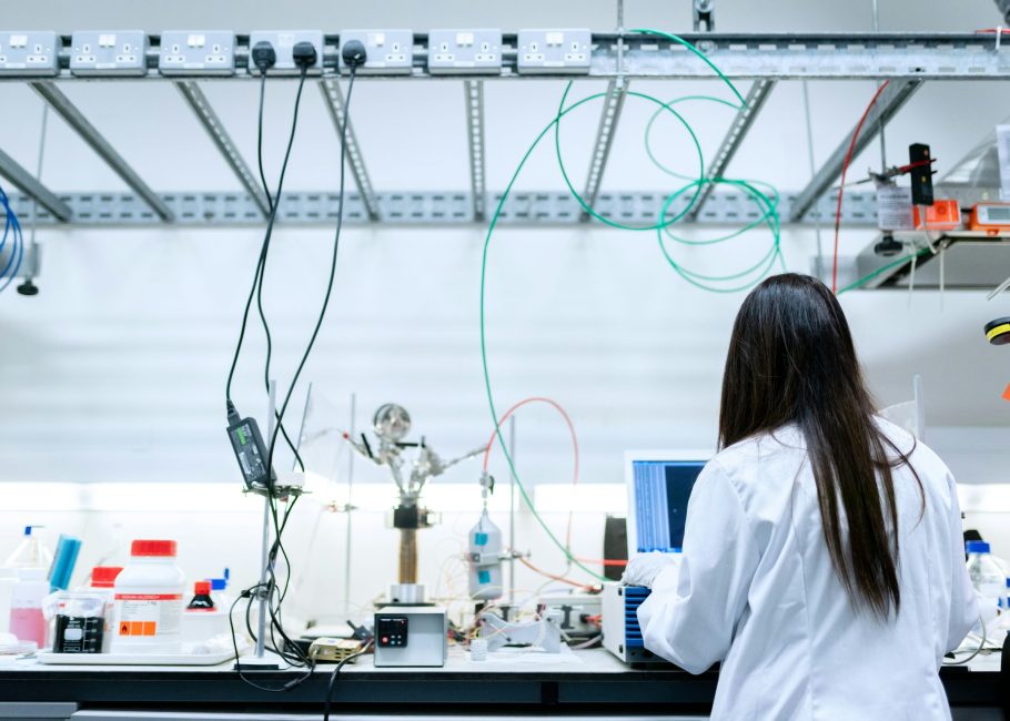 thisisengineering-8yS04veb1TQ-unsplash